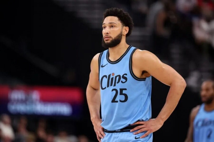 西蒙斯到底是不是有病？