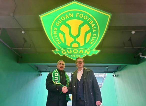 开云APP-国安新帅和新任体育总经理携手亮相 主帅表态有信心走好全新旅程