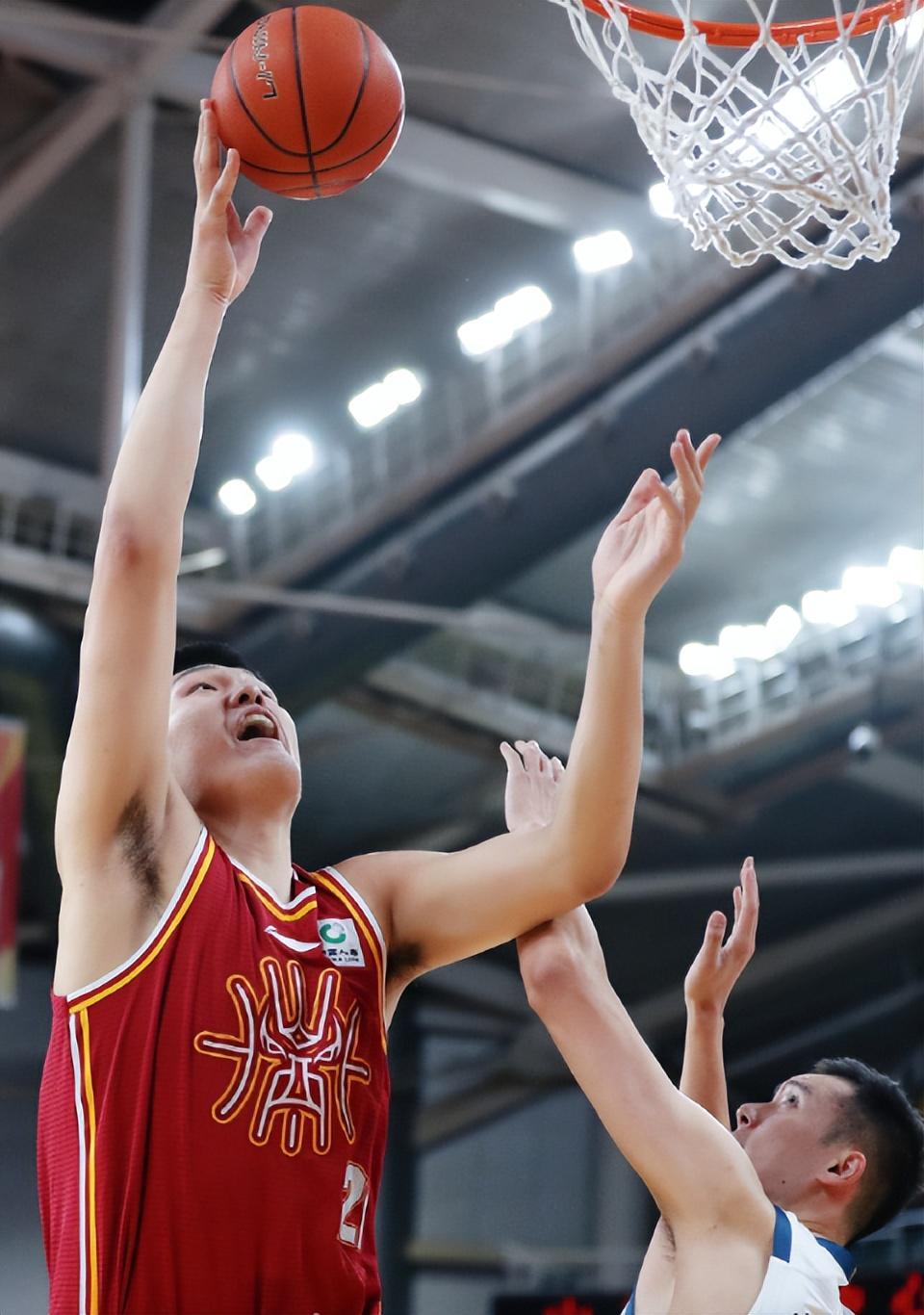 山西输球揪出两大软蛋，两主力中锋全场合砍0分，完全成上海卧底