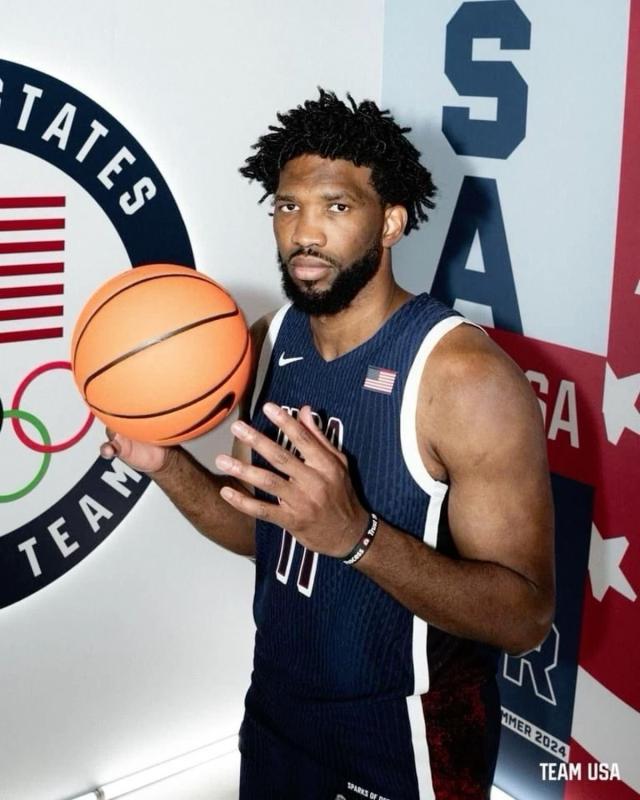 开云APP-美国赢26分他正负值-8？恩比德在嘘声中化身抽象派