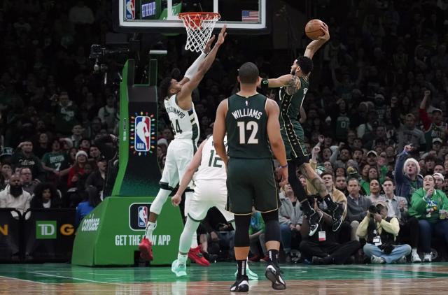 开云APP-西部大乱斗东部鹿凯争霸 最具悬念赛季呼之欲出